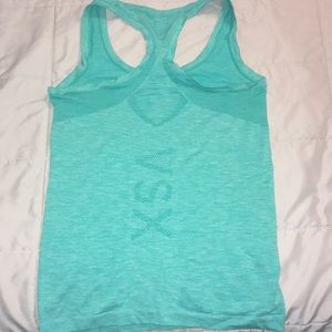 VS Workout Top VSX